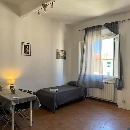 Respiro Di Relax A Due Passi Dal Centro Con Parcheggio Incluso Апартаменты