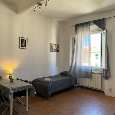 Lägenhet Respiro Di Relax A Due Passi Dal Centro Con Parcheggio Incluso Florens